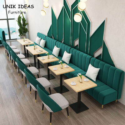 سعر جيد Outdoor Velvet Restaurant Dining Table And Chairs Set Fabric 160cm 180cm Modern الانترنت