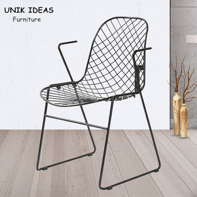 سعر جيد Outdoor Wrought Iron Patio Dining Chair Art Wire Armrest Hollow 52x51x79.5 Cm الانترنت